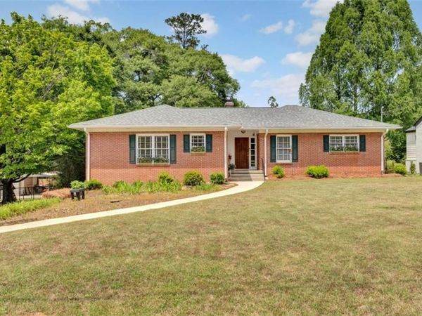 4133 Brookhaven Drive , Covington, GA 30014