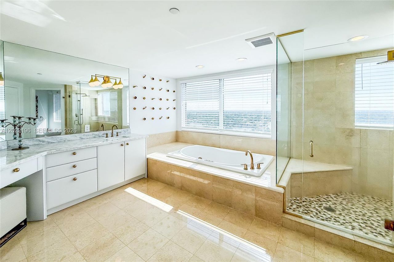 2100 N Ocean Blvd , Unit 19B, Fort Lauderdale, FL 33305 Photo