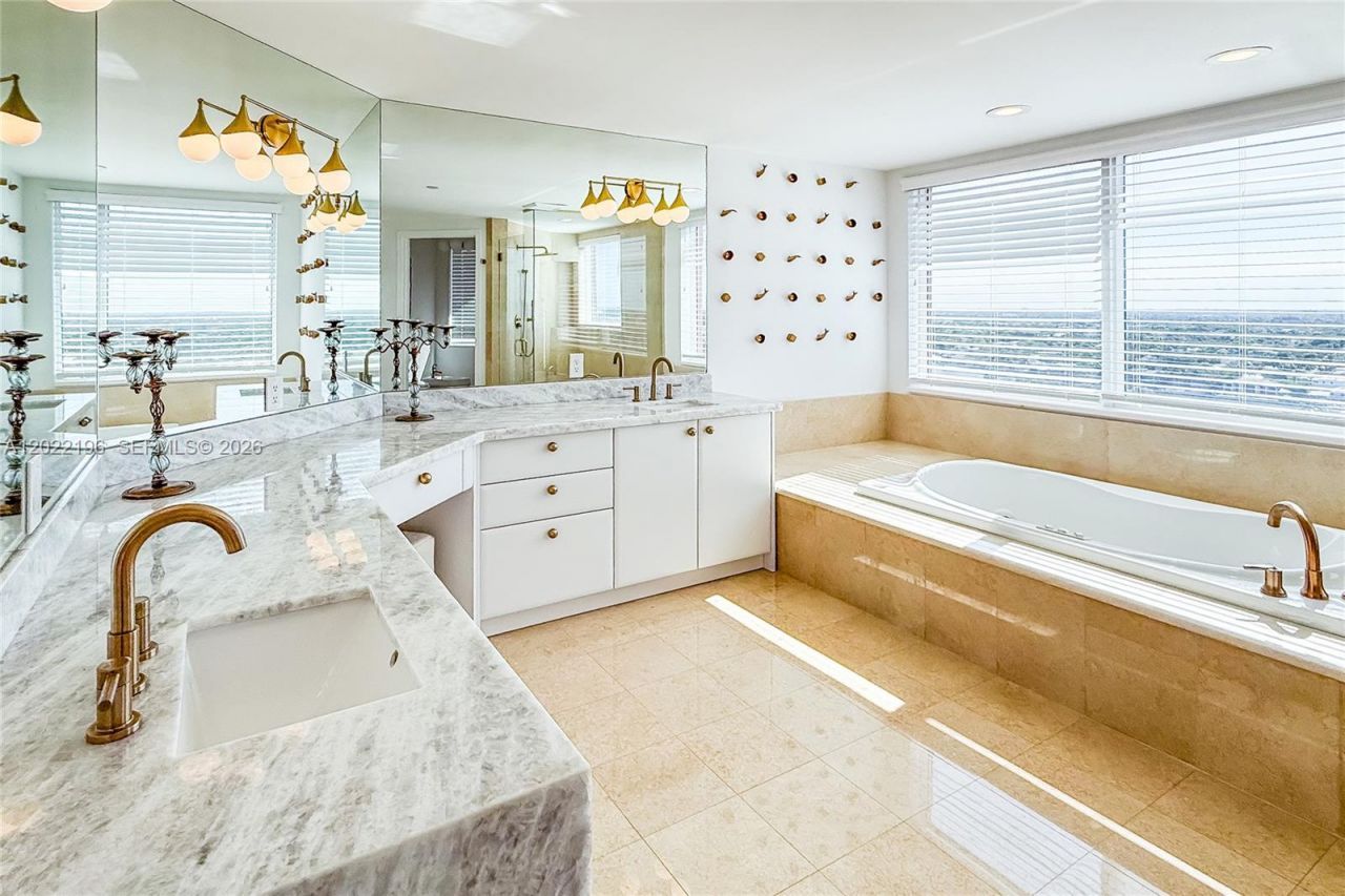 2100 N Ocean Blvd , Unit 19B, Fort Lauderdale, FL 33305 Photo