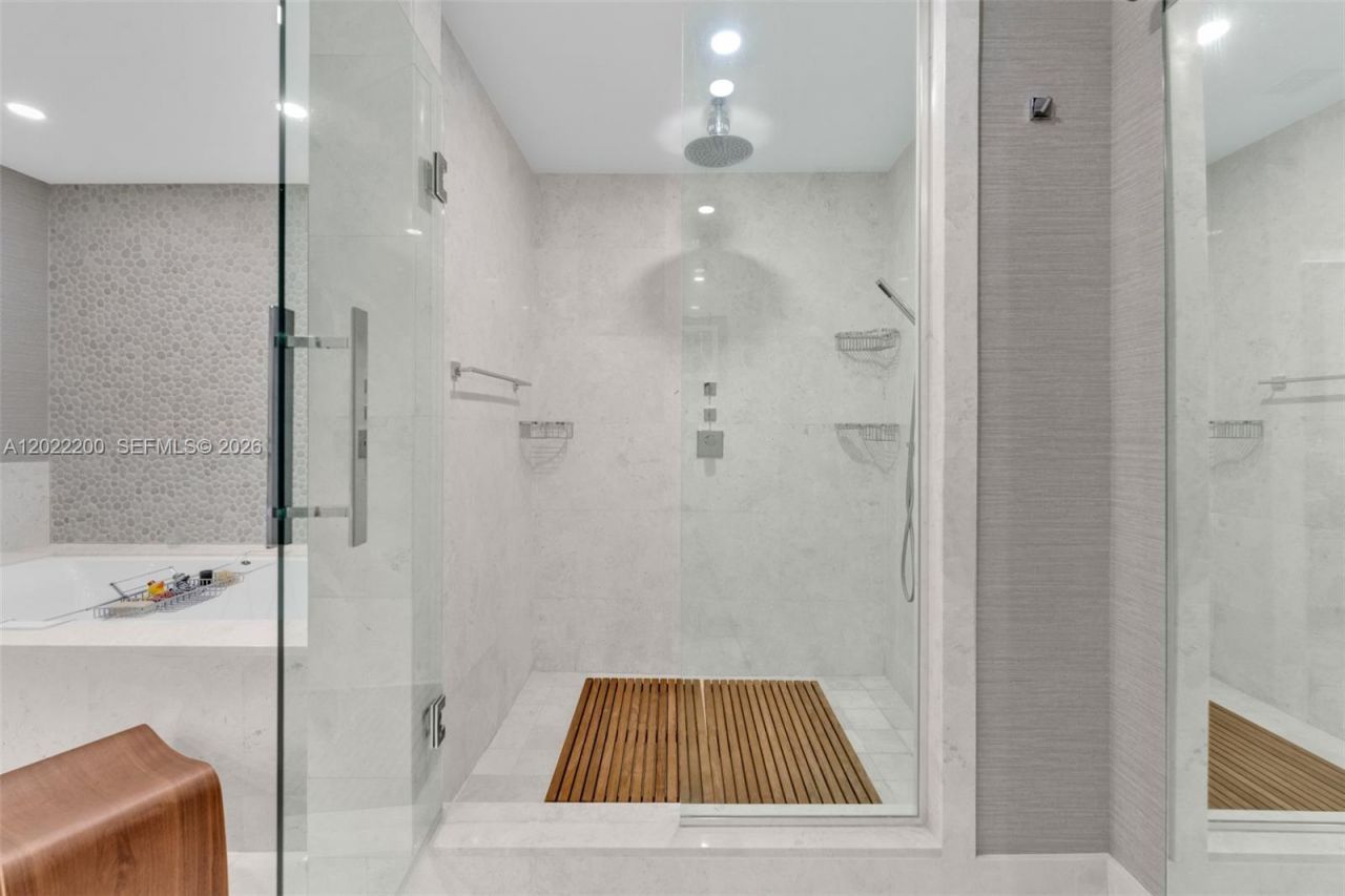 17121 Collins Ave, Unit 2708, Sunny Isles Beach, FL 33160 Photo