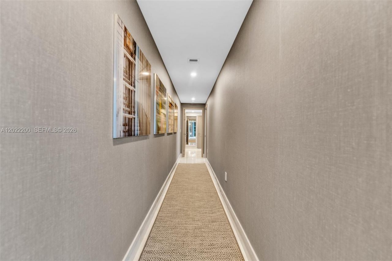 17121 Collins Ave, Unit 2708, Sunny Isles Beach, FL 33160 Photo