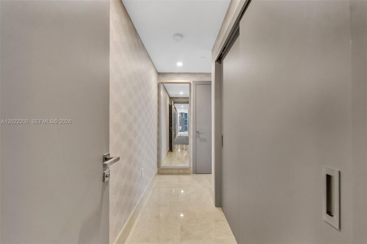 17121 Collins Ave, Unit 2708, Sunny Isles Beach, FL 33160 Photo