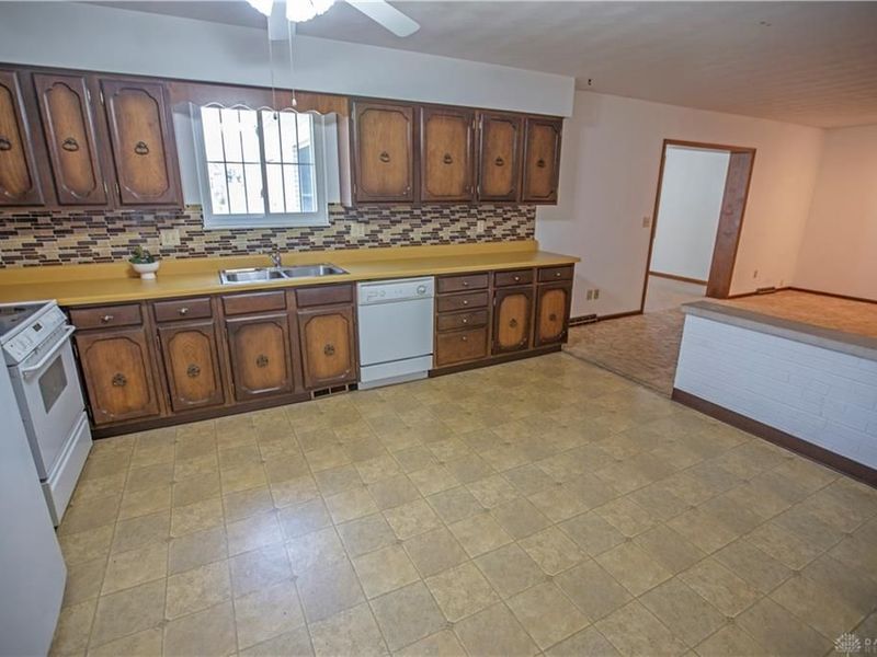 950 Rayberta Drive, Vandalia, OH 45377 Photo 12