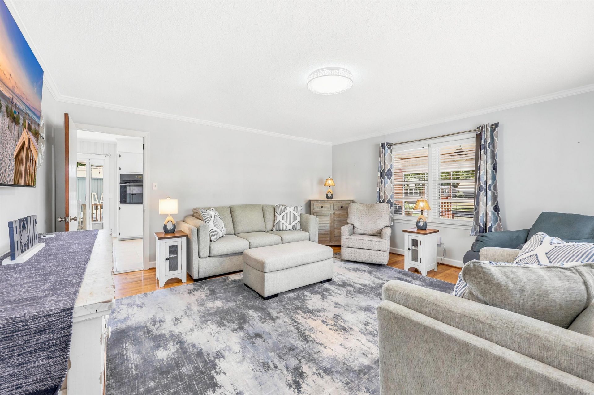360 Kensington Blvd.  Photo 6