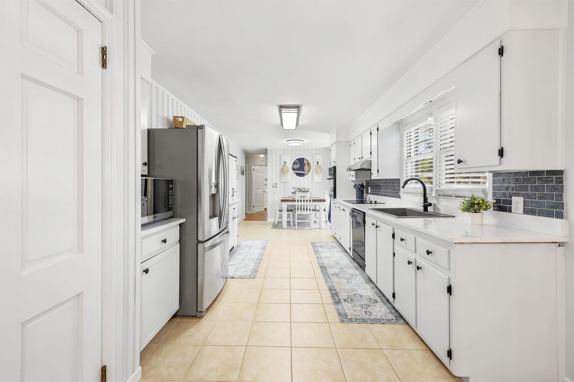 360 Kensington Blvd.  Photo 8