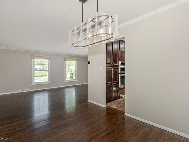 33320 Outley Park Drive, Solon, OH 44139 Photo 14