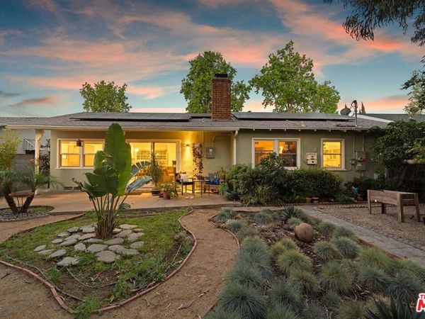 7667 Chisholm Avenue, Van Nuys, CA 91406