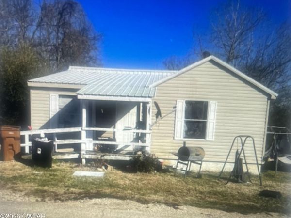 263 Reeves Street , Lexington, TN 38351