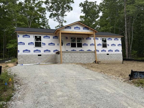 2043 Iowa Drive, Crossville, TN 38572