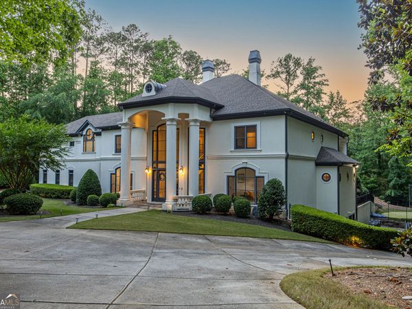 1 Cascade Pointe Drive SW, Atlanta, GA 30331
