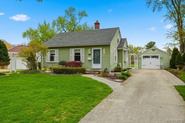 7515 Saint John Street , Shelby Township, MI 48317 Main Photo