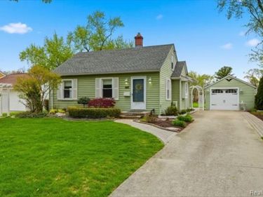 7515 Saint John Street , Shelby Twp, MI 48317