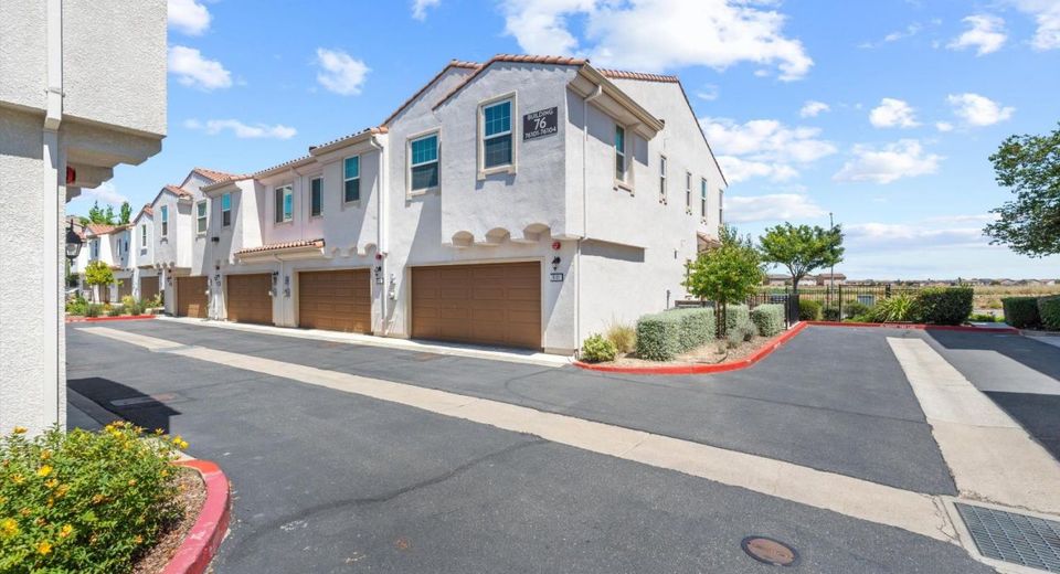 5301 E Commerce Way #76101, Unit 76101, Sacramento, CA 95835 Photo