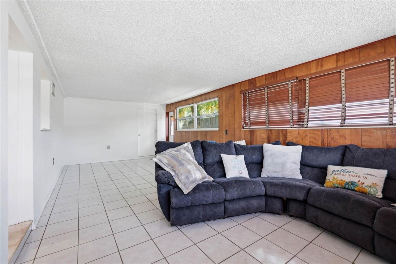 2112 W Orient Street, Tampa, FL 33607 Photo