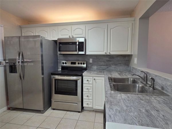 10835 SW 112th Ave , Unit 105, Miami, FL 33176