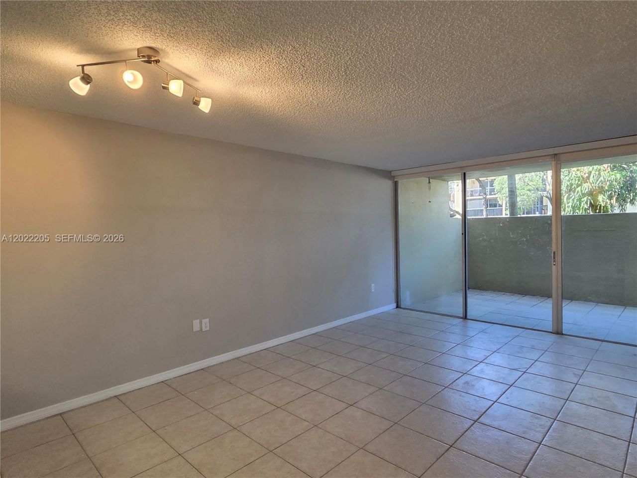 10835 SW 112th Ave , Unit 105, Miami, FL 33176 Photo