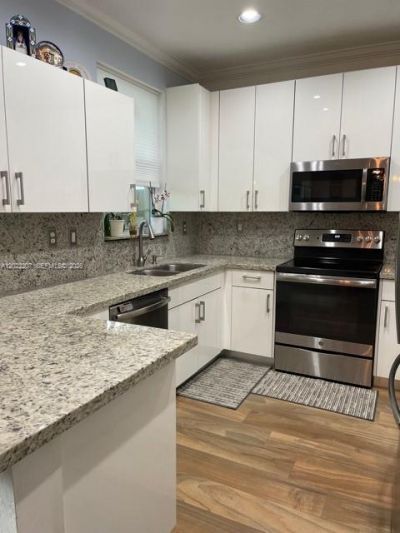 Please Call For Address, Unit 17, Pembroke Pines, FL 33028 Photo