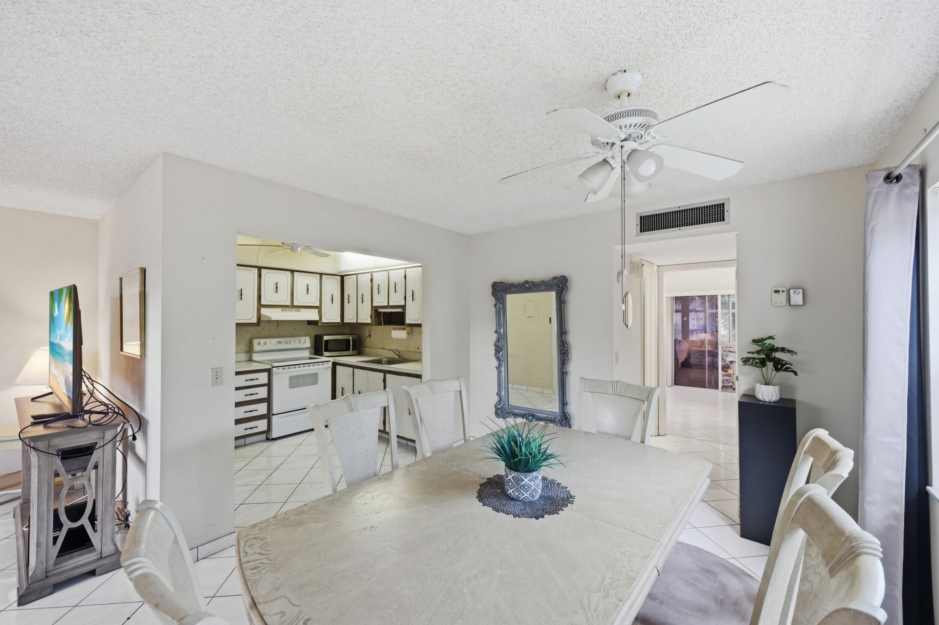 519 Burgundy K, Delray Beach, FL 33484 Photo