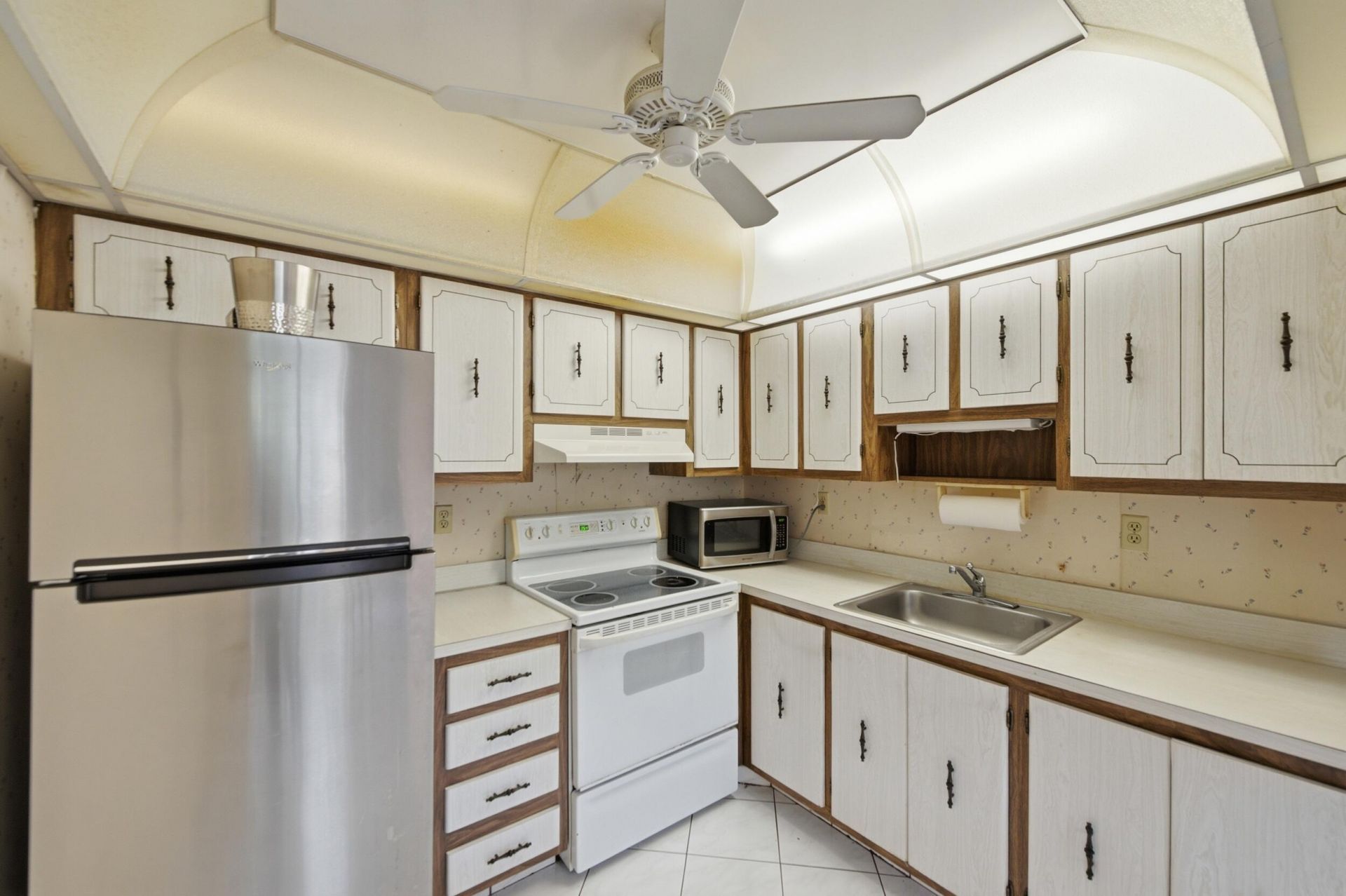 519 Burgundy K, Delray Beach, FL 33484 Photo
