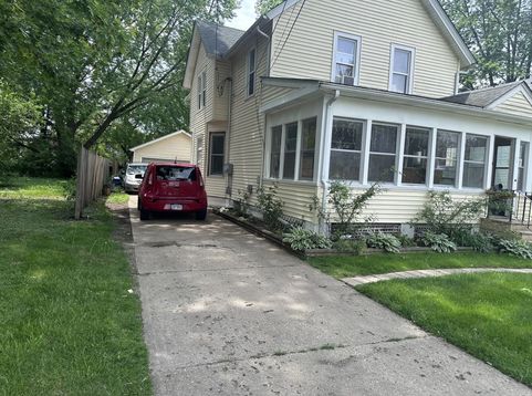 Main Photo