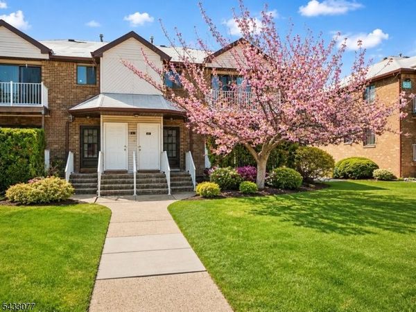 4116 Birchwood Ct, North Brunswick, NJ 08902