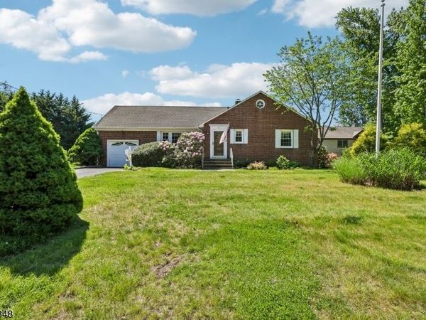 27 Shawnee Rd, Cranford, NJ 07016