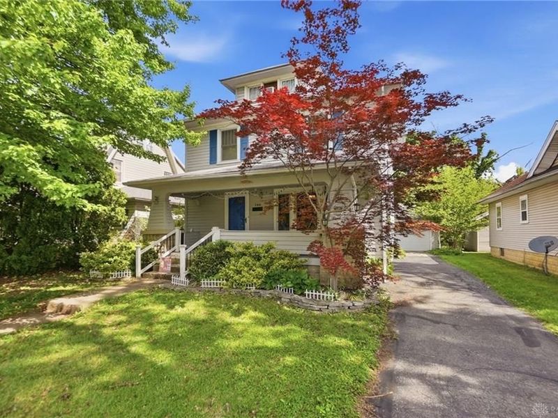 146 N Kensington Place, Springfield, OH 45504 Photo 2