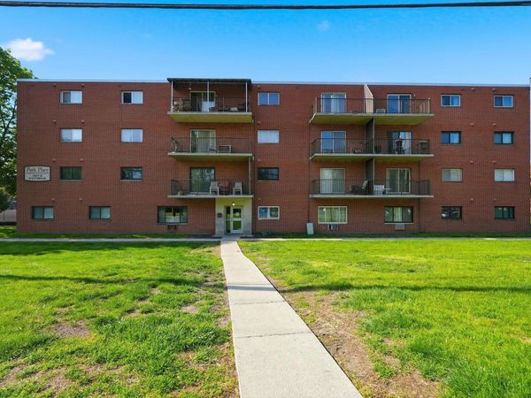 2927 Westbrook Drive, Unit B 203, Fort Wayne, IN 46805