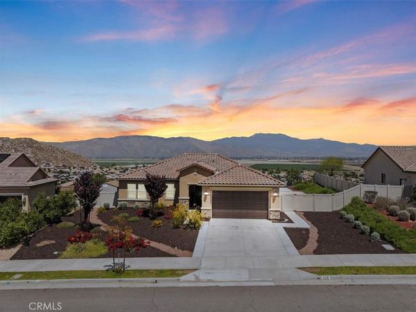 539 Chalakat Court, San Jacinto, CA 92582