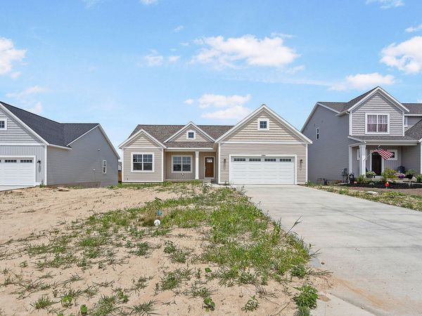 11685 Cherrybud Drive, Holland, MI 49424