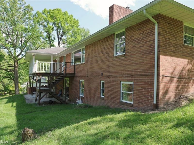 788 Ridgewood Drive , Coshocton, OH 43812 Photo 7