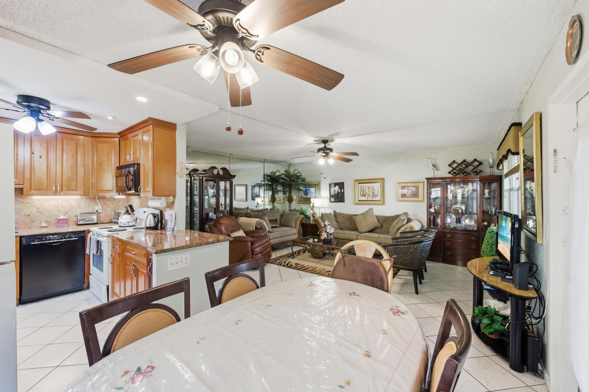 52 Saxony B, Unit 52, Delray Beach, FL 33446 Photo