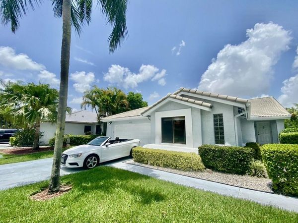 10533 Mendocino Lane, Boca Raton, FL 33428