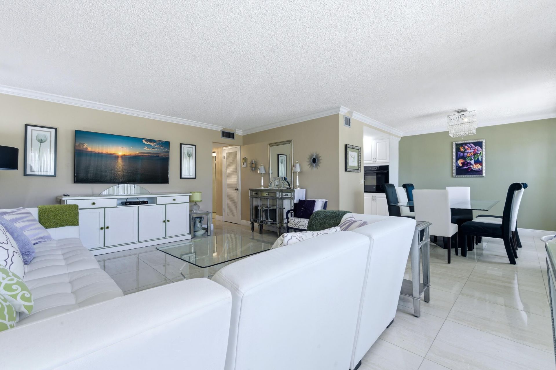 213 Wellington E, West Palm Beach, FL 33417 Photo