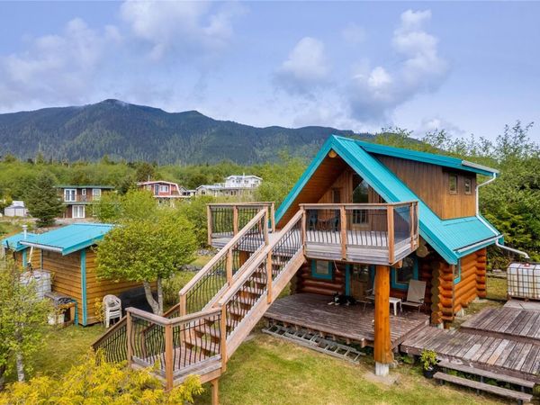 1082 Sixth Ave , Ucluelet, BC V0R 3A0