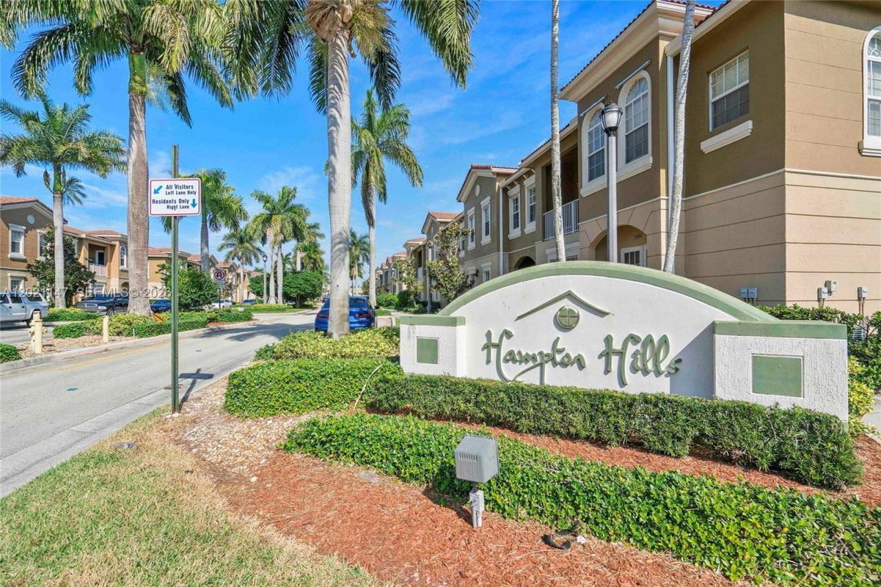 5930 Abbey Rd , Tamarac, FL 33321 Photo