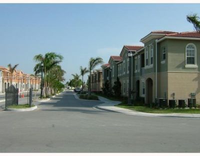 5930 Abbey Rd , Tamarac, FL 33321 Photo
