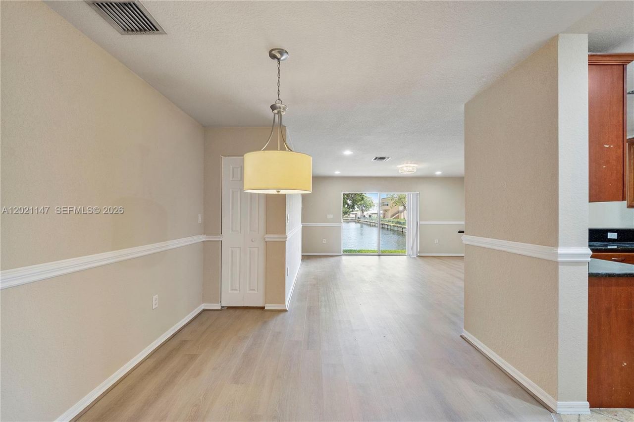 5930 Abbey Rd , Tamarac, FL 33321 Photo