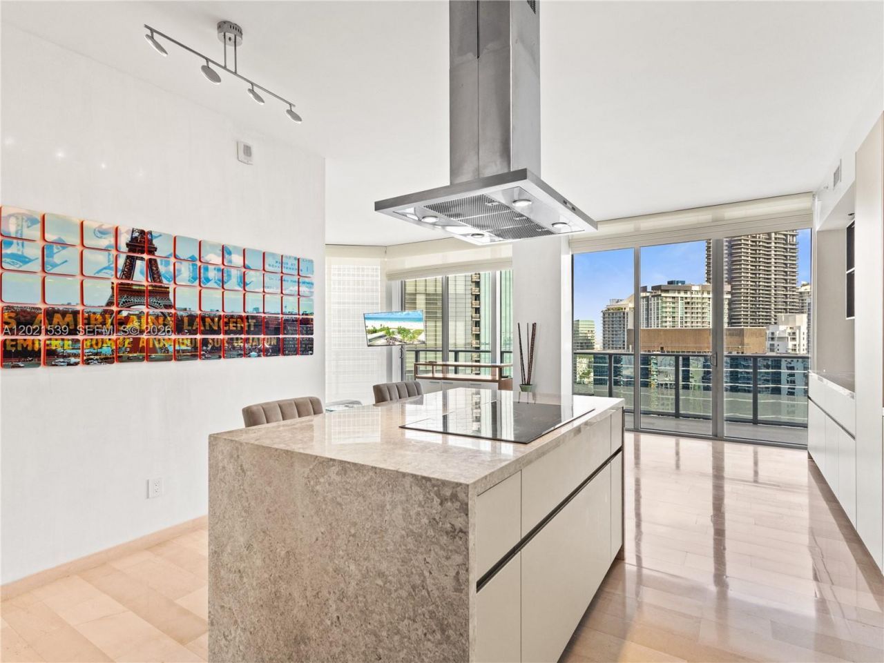 1300 E Brickell Bay Dr, Unit 3701, Miami, FL 33131 Photo