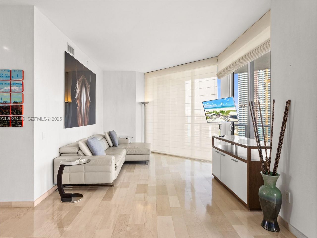 1300 E Brickell Bay Dr, Unit 3701, Miami, FL 33131 Photo