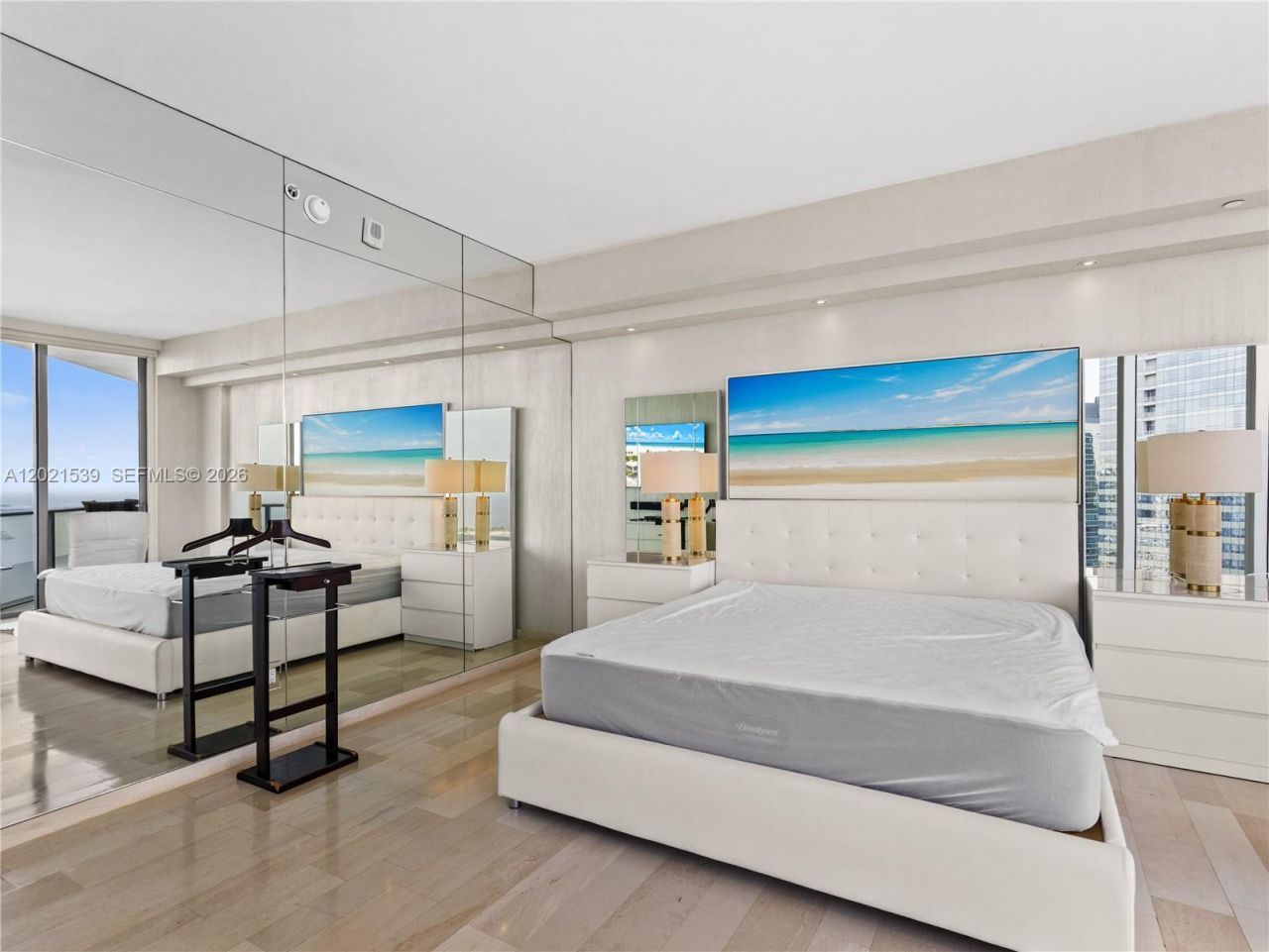 1300 E Brickell Bay Dr, Unit 3701, Miami, FL 33131 Photo