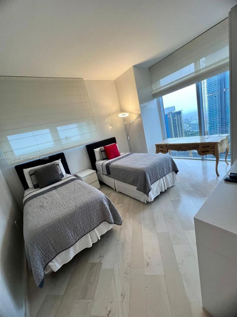 1300 E Brickell Bay Dr , Unit 3701, Miami, FL 33131 Photo