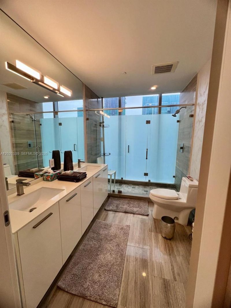 1300 E Brickell Bay Dr , Unit 3701, Miami, FL 33131 Photo