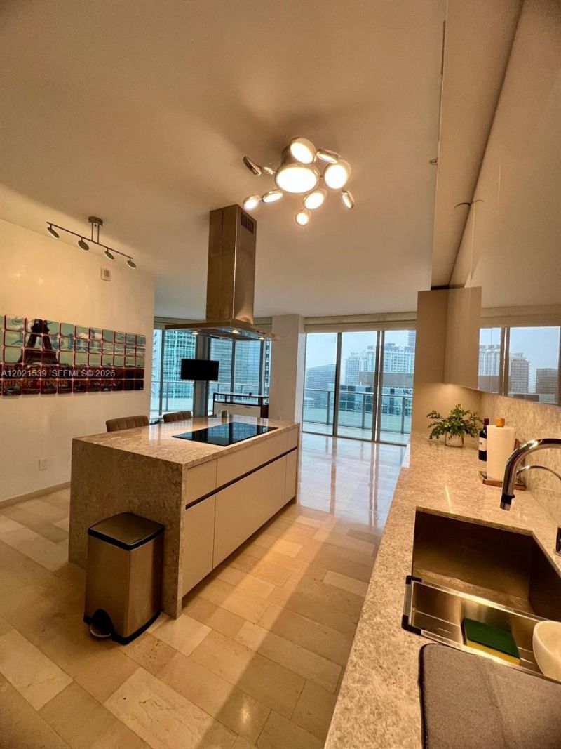 1300 E Brickell Bay Dr, Unit 3701, Miami, FL 33131 Photo