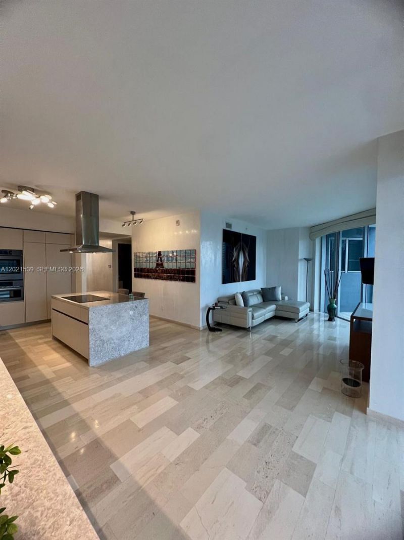 1300 E Brickell Bay Dr , Unit 3701, Miami, FL 33131 Photo