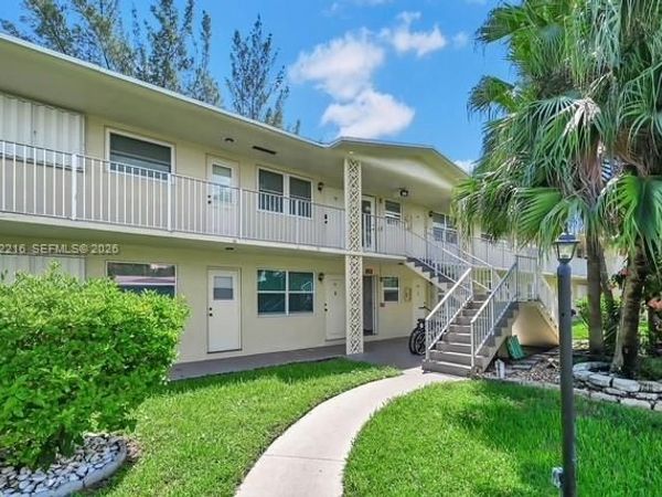 1301 N 12th Ct , Unit 2A, Hollywood, FL 33019