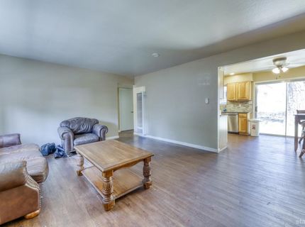 3761 Ruby Way, South Lake Tahoe, CA 96150 Photo