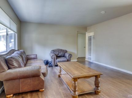 3761 Ruby Way, South Lake Tahoe, CA 96150 Photo