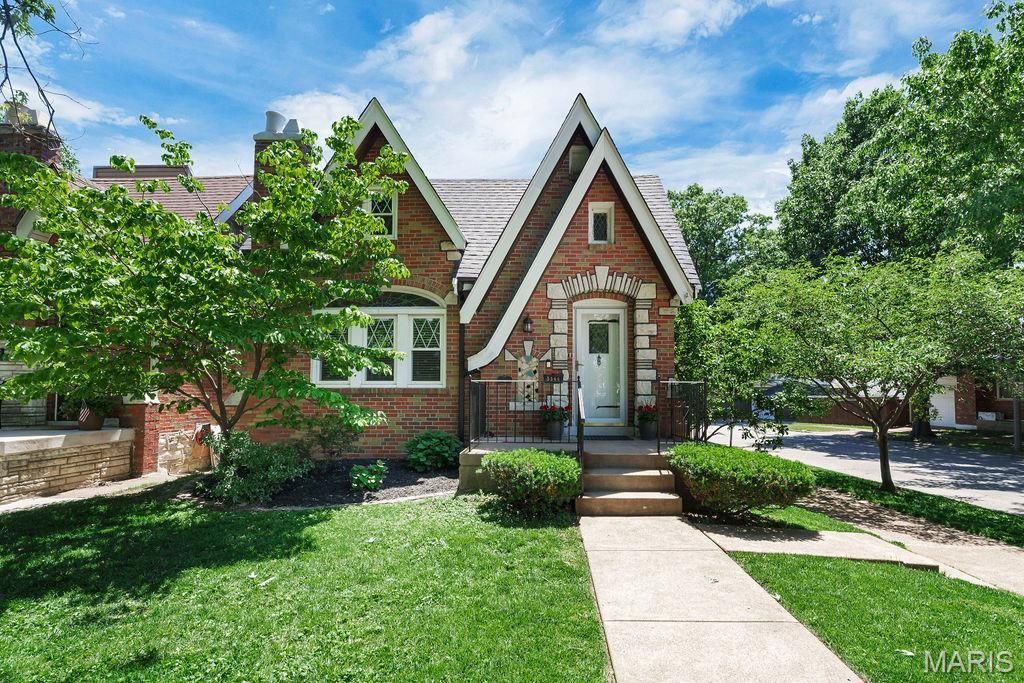5544 Murdoch Avenue, Saint Louis, MO 63109 Main Photo