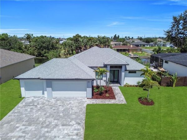 411 SW 26th PL , CAPE CORAL, FL 33991